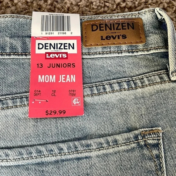 Denizen by Levi’s mom jean Light wash High rise Junior size 13 NWT - Picture 4 of 14